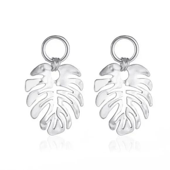 2/$21 Silver Ladies Dangle Leaf Earrings - Picture 1 of 5